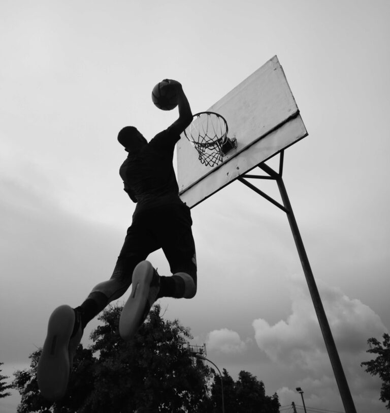 How to Increase Your Vertical Jump for Basketball at Home